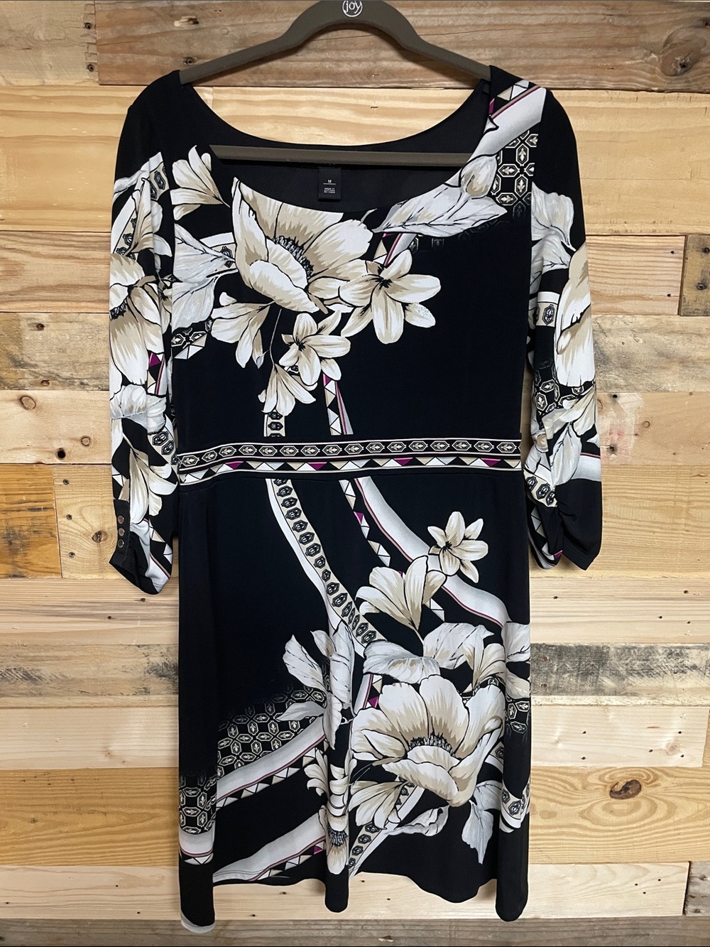 White House Black Market size Medium Black, Tan, Pink, White Midi Floral Dress